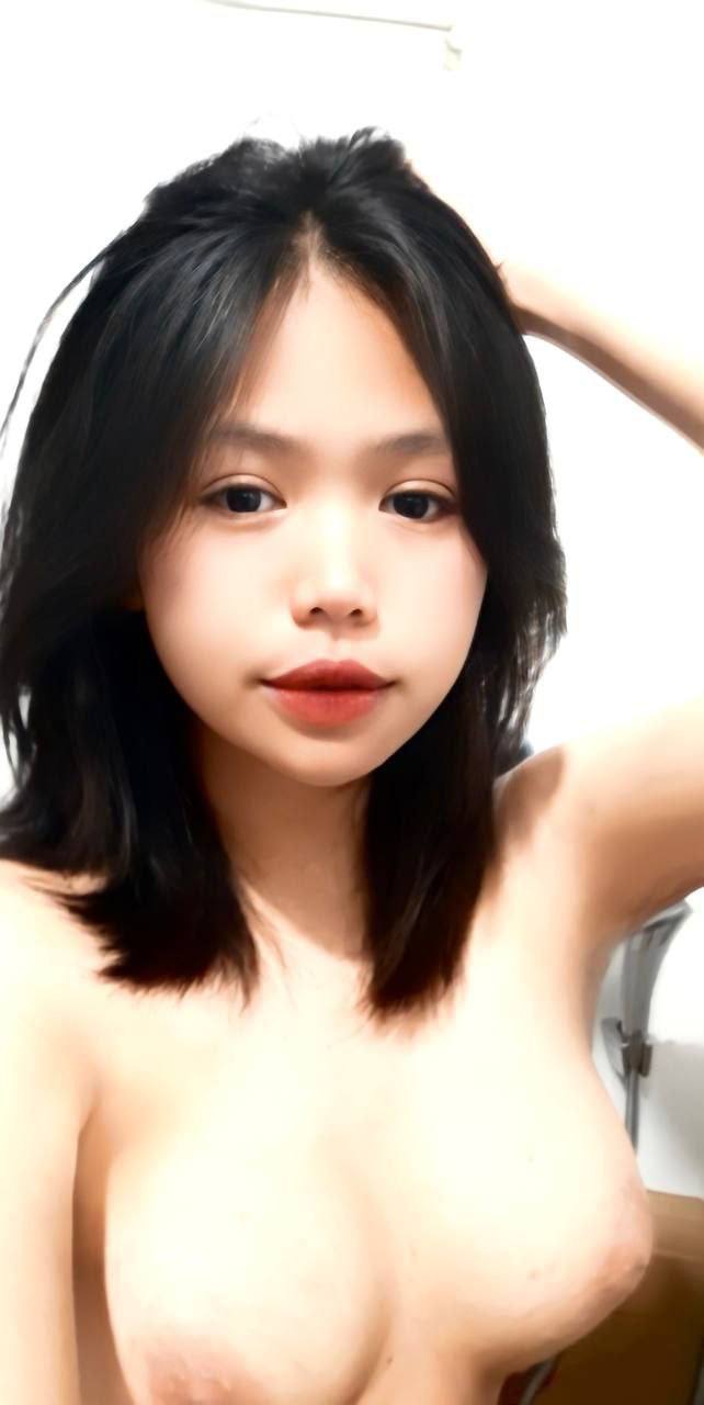 Mối tình thật đẹp của đôi học sinh đại học lần đầu sống thử